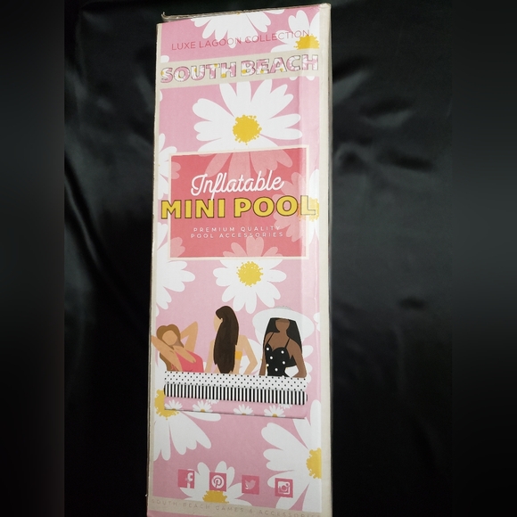 South Beach Luxe Lagoon Collection 5 ft diameter, 1.3 ft deep Inflatable Pool - Picture 4 of 4